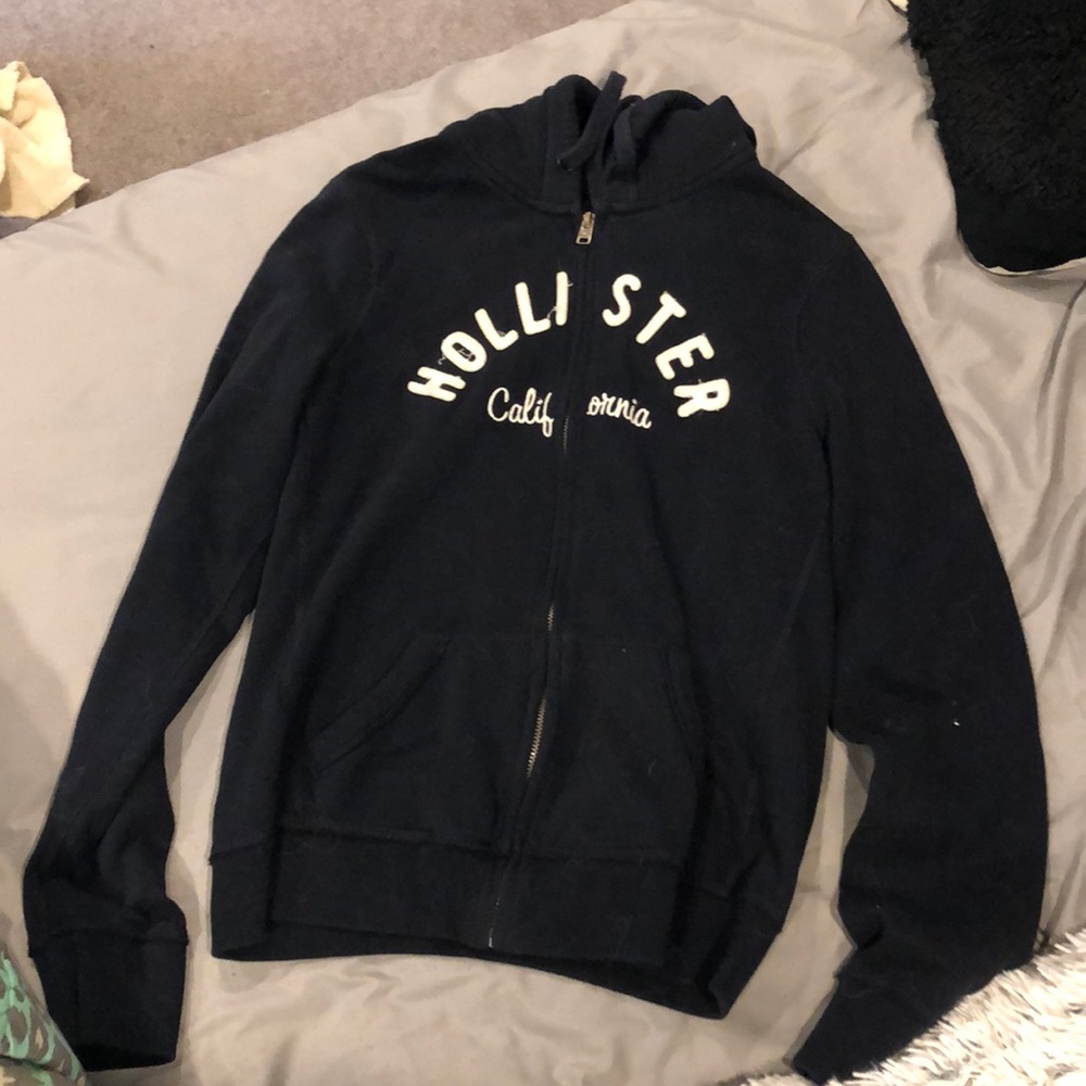 hollister zip up hoodie